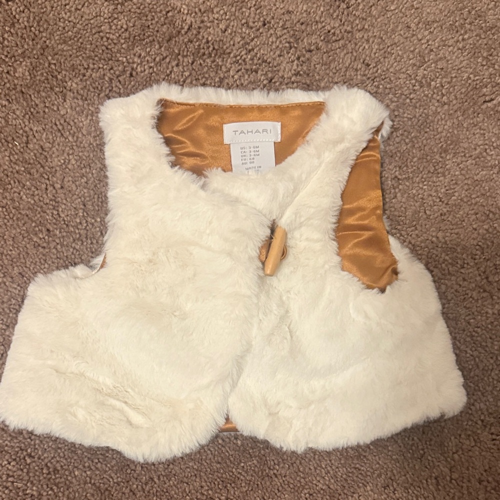 Tahari White and Tan Faux Fur Vest